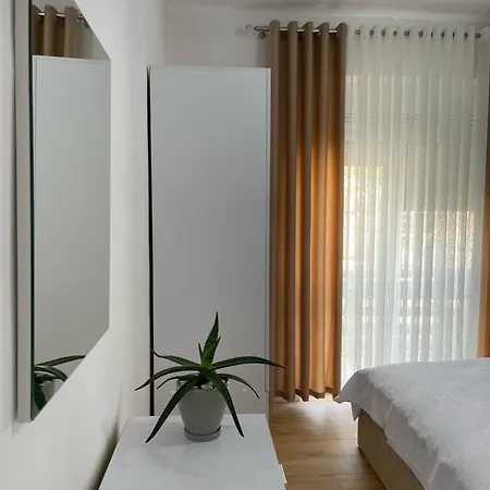 Beratinus In Center Apartment