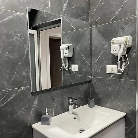 Apartment Beratinus In Center Berat